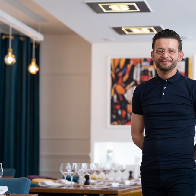 Gérant Rino son resto