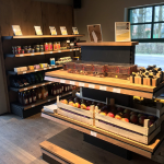 Intérieur du magasin terroir des trolls